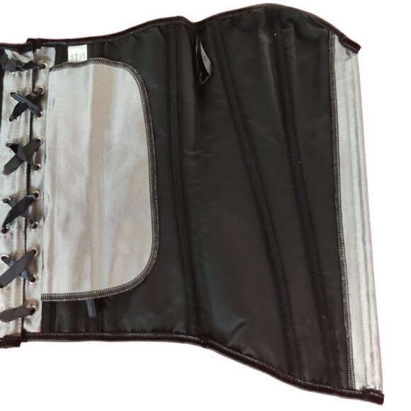 💜 NWT Silver Sparkle Overbust Corset and Thong Set - Picture 6 of 10